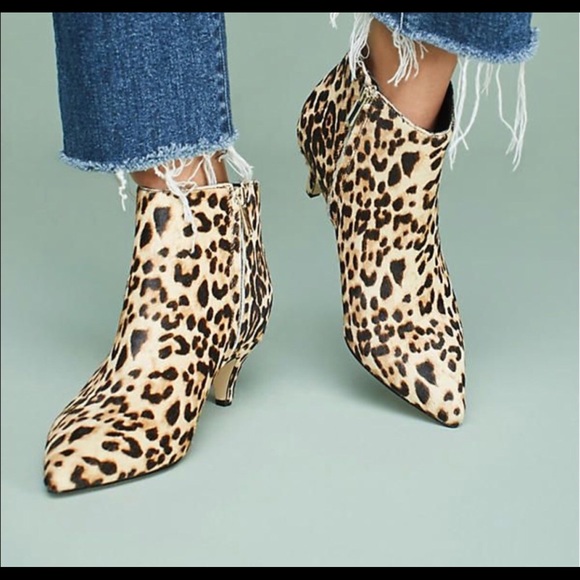 sam edelman kinzey suede kitten heel booties